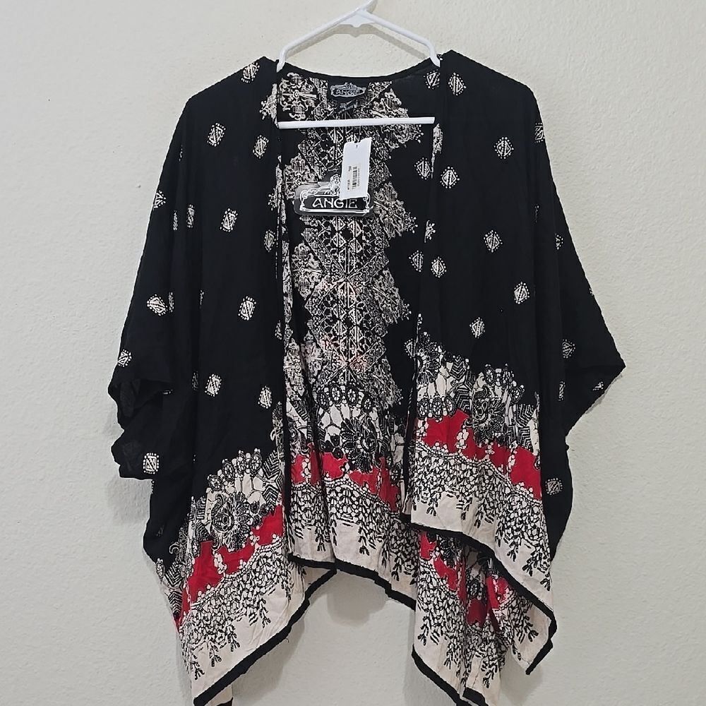 ANGIE Black and Red Patterned Women's Kimmono L‎